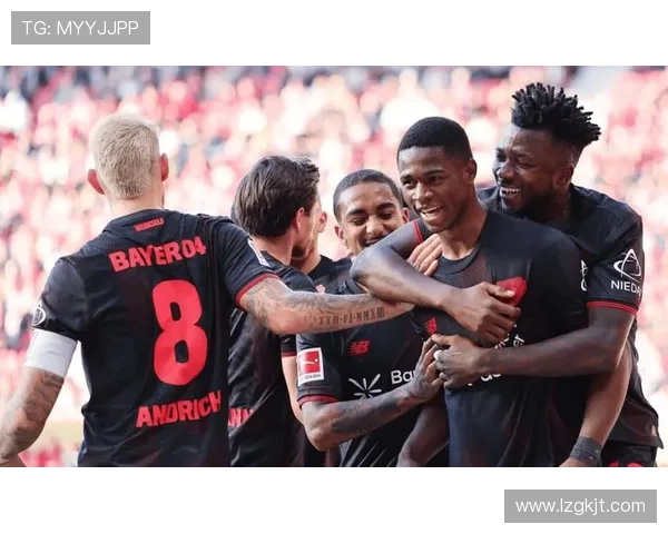 塔普索巴与勒沃库森完成续约